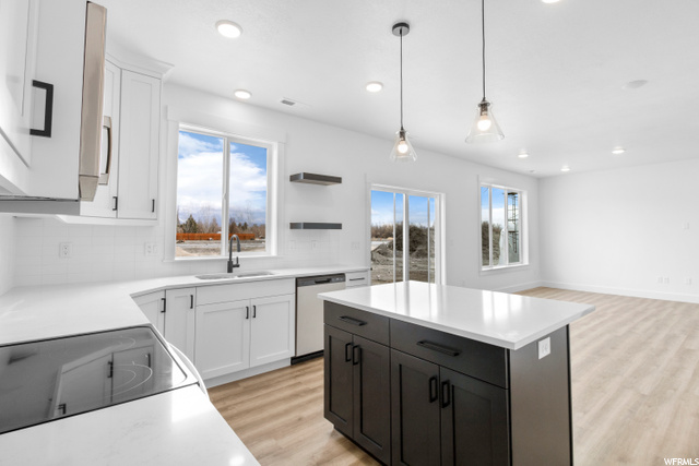 Photo 8 for MLS #1967582 at 2678 W Maple St #283