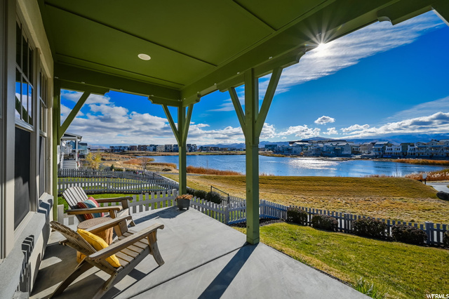 11022 S PADDLE BOARD WAY, South Jordan UT 84009
