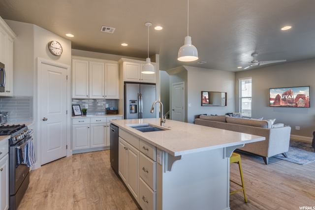 Photo 27 for MLS #1973858 at 1030 N Casitas Loop