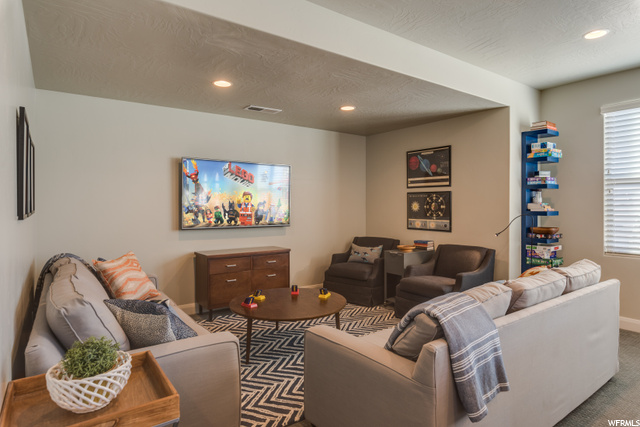 Photo 26 for MLS #1973858 at 1030 N Casitas Loop