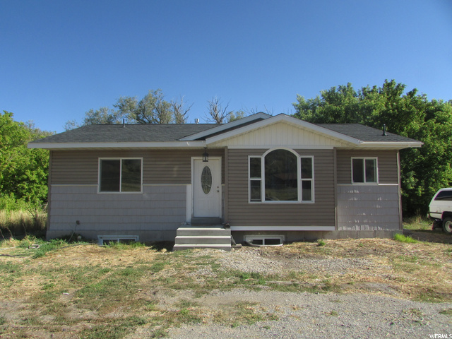 1060 W HWY 30