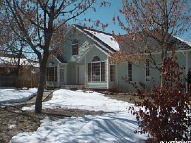 405 Edgewood Dr, Providence, UT 84332 — photo 2