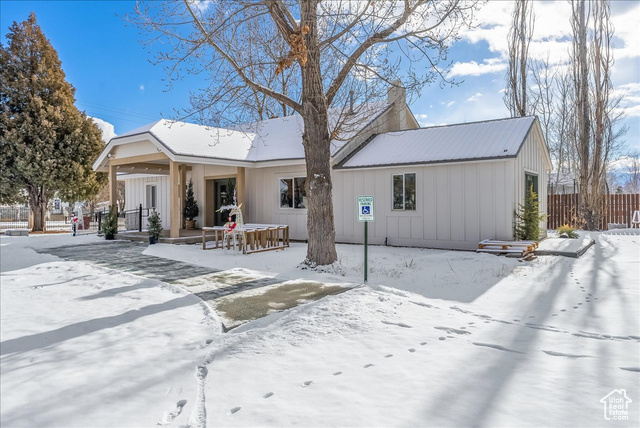 112 S CENTER ST, Midway, Utah 84049, 2 Bedrooms Bedrooms, ,2 BathroomsBathrooms,Residential,Single Family Residence,112 S CENTER ST,1981344