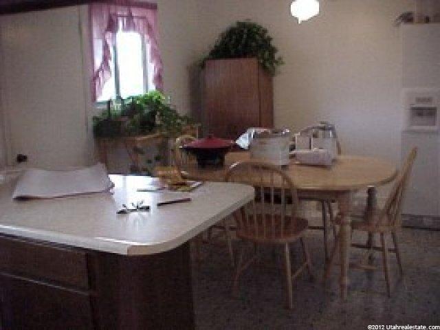 281 Larsen Ln, Ogden, UT 84404 — photo 6