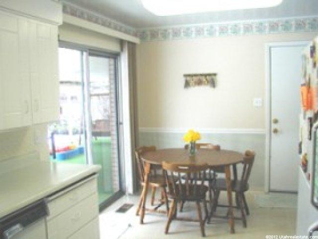 8562 S 520 E, Sandy, UT 84070 — photo 2