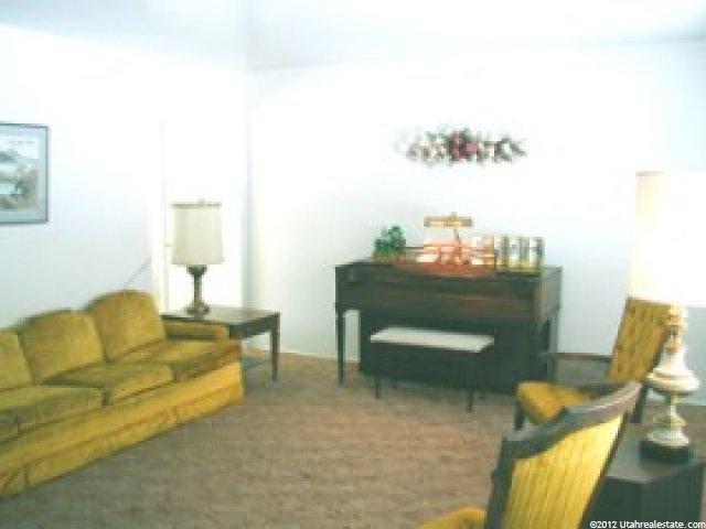 8562 S 520 E, Sandy, UT 84070 — photo 4