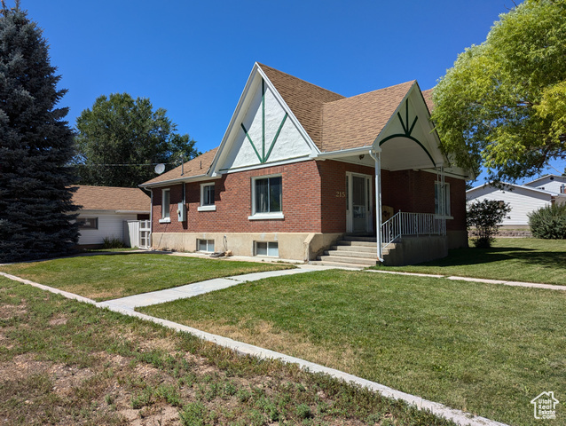 215 N STATE ST, Fountain Green UT 84632