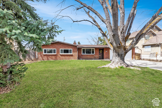 Amazing house in super quiet neighborhood. Mature fruit trees, large lot, fenced yard, lots of storage, easy freeway access in prime Orem location! Don't miss out!
