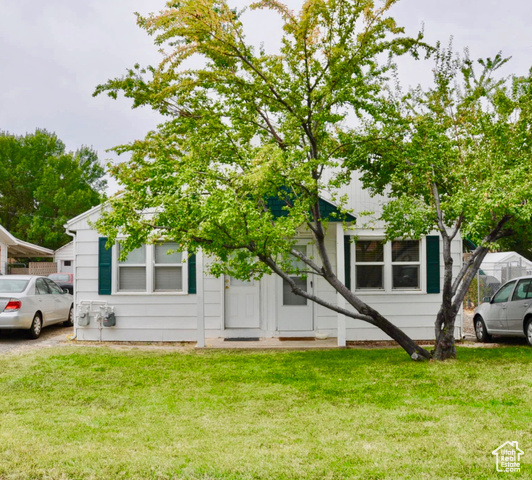 Great Legal Duplex in Orem! Perfect Investment Opportunity - Easy to Rent! Just Minutes Away from UVU and BYU! Includes a Fully Fenced Backyard with Storage Sheds and Detached One Car Garage. A New Main Sewer Line  was installed in 2017. Close to Shopping, Schools, Murdock Canal Trail, and Provo Canyon.  Don't Miss Out on this Opportunity!!