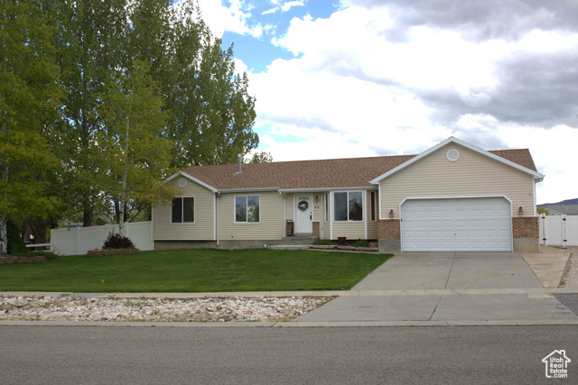 414 Premier Ln, Grantsville, UT 84029