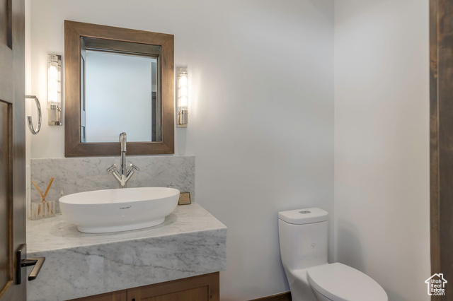 Photo 14 for MLS #1991663 at 1905 E Kings Peak Cir