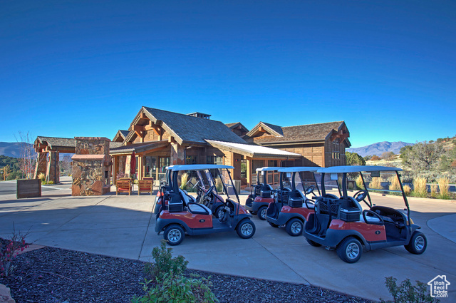 Photo 32 for MLS #1991663 at 1905 E Kings Peak Cir