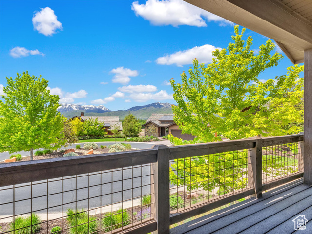 Photo 18 for MLS #1991736 at 1707 E Kings Peak Cir