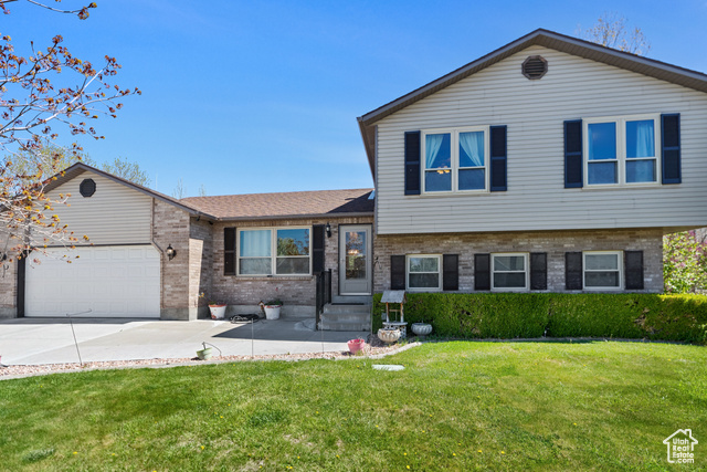 158 LAKEVIEW, Stansbury Park UT 84074