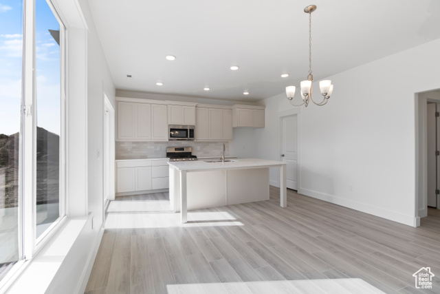 Photo 13 for MLS #1994061 at 415 S 680 West #45