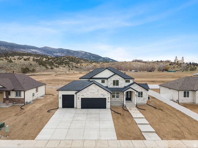 460 E Sabra Way #107
                     MLS #1995003