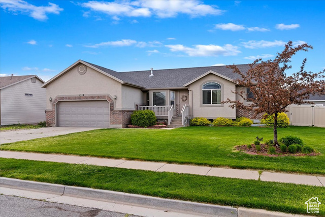 Photo 2 for MLS #1995261 at 1319 W 1950 North