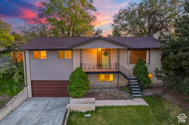 Welcome Home!  Beautiful home with incredible valley views from your balcony! Private backyard, fully mature including plenty of room to entertain!  This home has large rooms, and has a great flow.  Call today for a private tour!