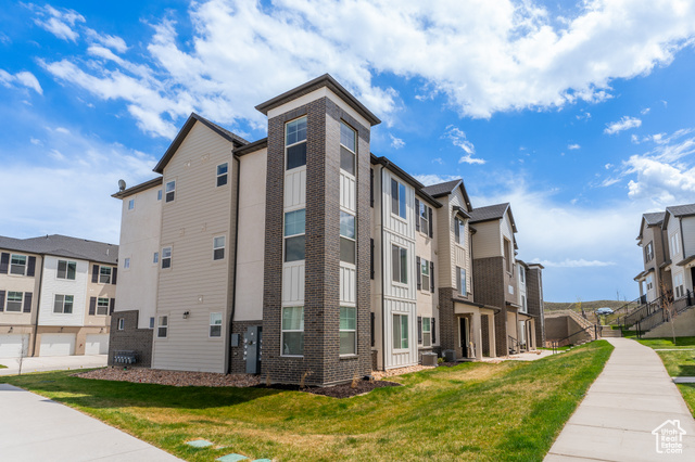 753 N FAVREAU LN #U303, Saratoga Springs UT 84045