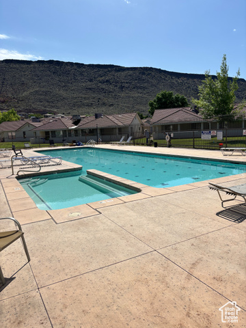 Photo 47 for MLS #1997076 at 275 S Valley View Dr #26