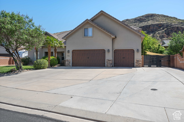 236 N 80 E, La Verkin, Utah 84745, 7 Bedrooms Bedrooms, ,3 BathroomsBathrooms,Residential,Single Family Residence,236 N 80 E,1998058