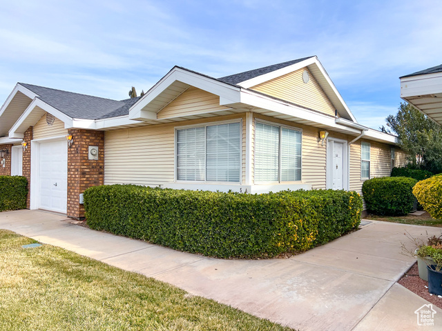 2051 W CANYON VIEW DR, St. George, Utah 84770, 3 Bedrooms Bedrooms, ,2 BathroomsBathrooms,Residential,Twin,2051 W CANYON VIEW DR,2000933