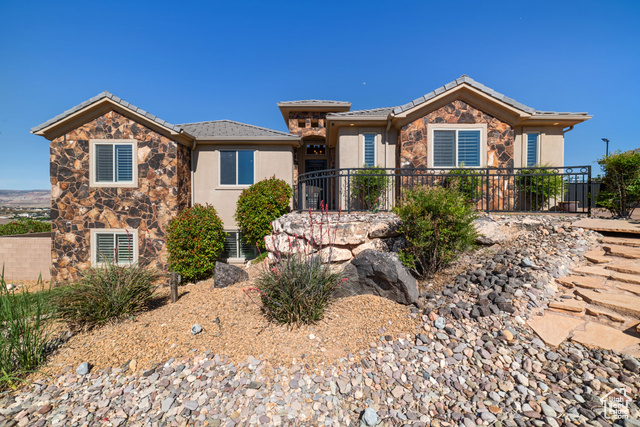 759 S 1480 W, Hurricane, Utah 84737, 6 Bedrooms Bedrooms, ,5 BathroomsBathrooms,Residential,Single Family Residence,759 S 1480 W,2001377