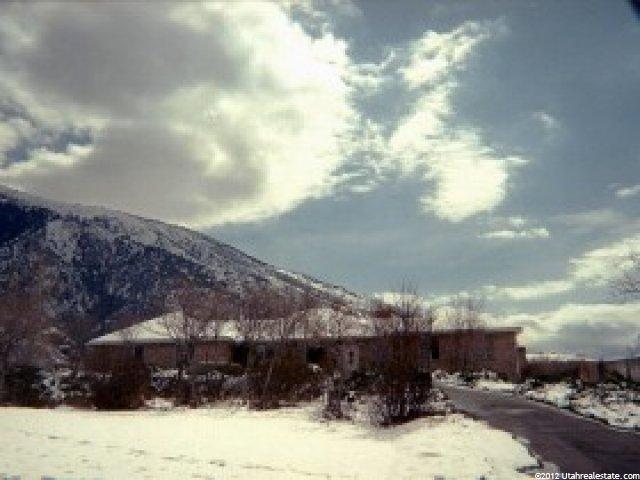 2612 Oak Grove Dr, Sandy, UT 84092 — photo 2