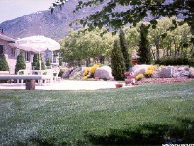 2612 Oak Grove Dr, Sandy, UT 84092 — photo 6