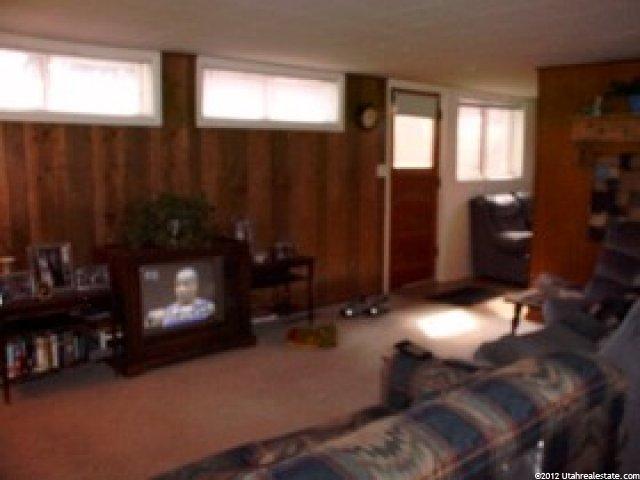 30 Raymond Ct, Logan, UT 84321 — photo 6