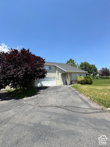 349 W STRAWBERRY PL, Saratoga Springs UT 84045