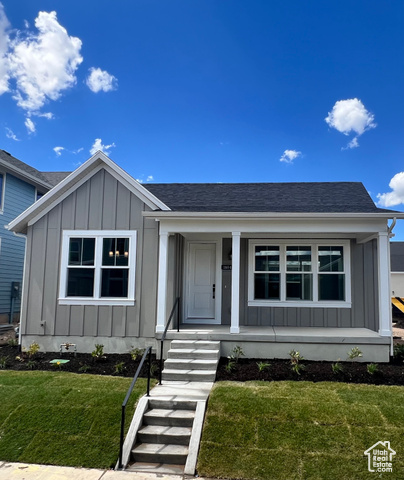 11184 S EASY BEE RD, South Jordan, Utah 84009, 3 Bedrooms Bedrooms, ,3 BathroomsBathrooms,Residential,Single Family Residence,11184 S EASY BEE RD,2007511