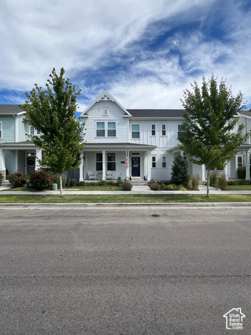 5067 W SPLIT ROCK DR, South Jordan, Utah 84009, 4 Bedrooms Bedrooms, ,4 BathroomsBathrooms,Residential,Townhouse,5067 W SPLIT ROCK DR,2009858