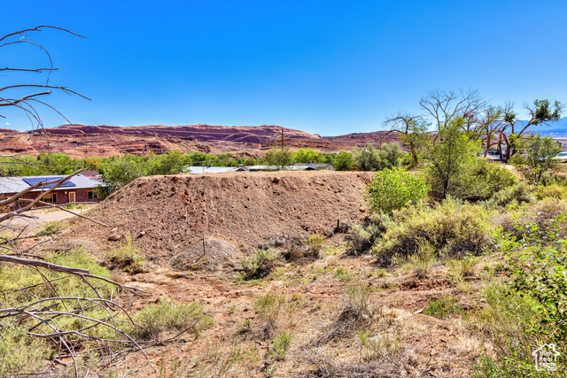 1261 S HIGHWAY 191, Moab, Utah 84532, ,Land,Commercial,1261 S HIGHWAY 191,2009898