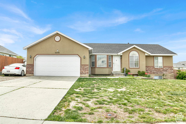 3258 S 6320 W, West Valley City, Utah 84128, 6 Bedrooms Bedrooms, ,3 BathroomsBathrooms,Residential,Single Family Residence,3258 S 6320 W,2009922