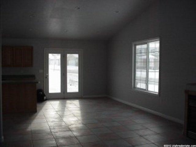 2109 View Dr, South Weber, UT 84405 — photo 2