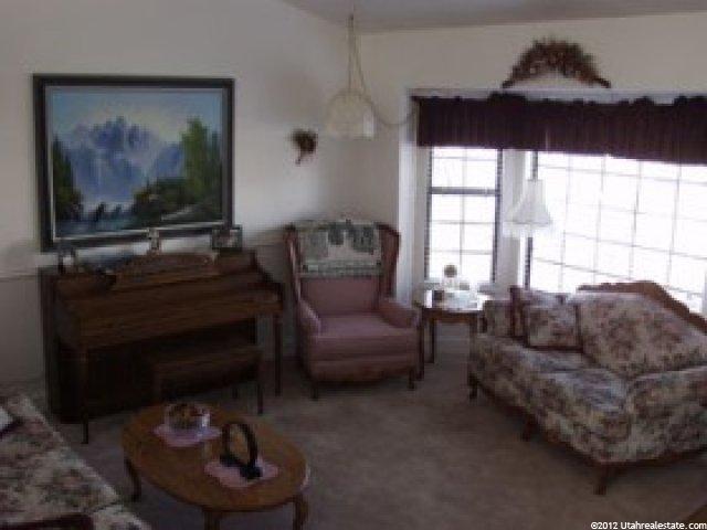 640 Meadow Hill Dr, Sandy, UT 84070 — photo 3