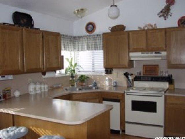 640 Meadow Hill Dr, Sandy, UT 84070 — photo 5