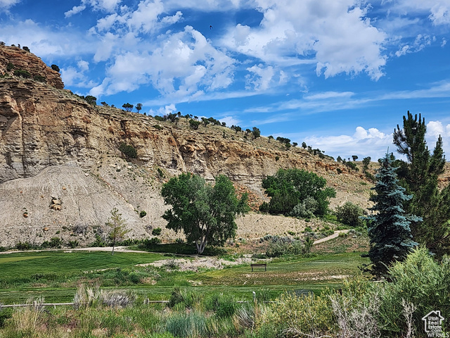 View of mountain feature