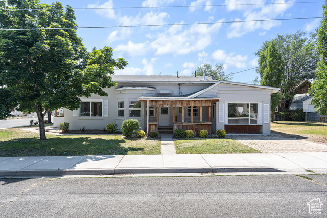 189 E 400 N, Lehi, Utah 84043, 4 Bedrooms Bedrooms, ,3 BathroomsBathrooms,Residential,Duplex,189 E 400 N,2010562