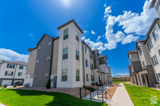 4714 W DEARING LN #KK304, Riverton UT 84096