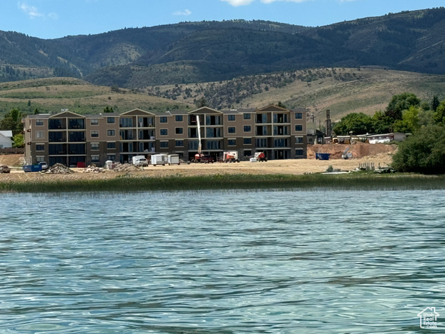 Water view with a mountain view