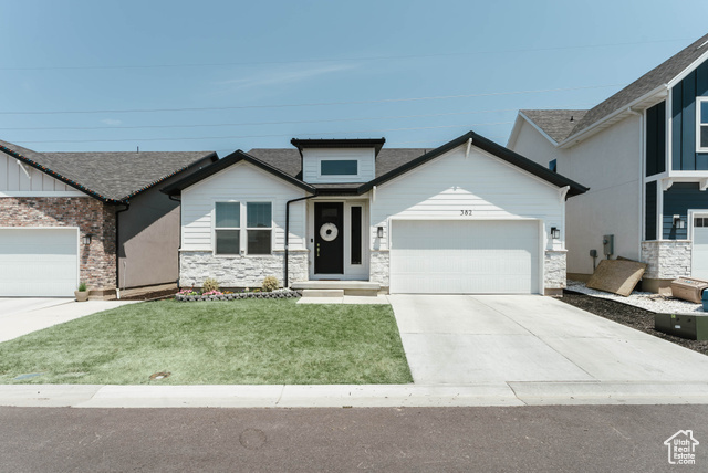 382 W PARKWAY DR, Kaysville UT 84037