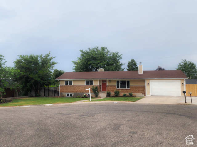 149 ROUNDTREE DR, Cedar City, Utah 84720, 5 Bedrooms Bedrooms, ,3 BathroomsBathrooms,Residential,Single Family Residence,149 ROUNDTREE DR,2011681