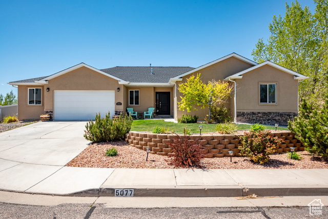 5077 N MOUNTAIN VIEW CIRCLE CIR, Enoch UT 84721