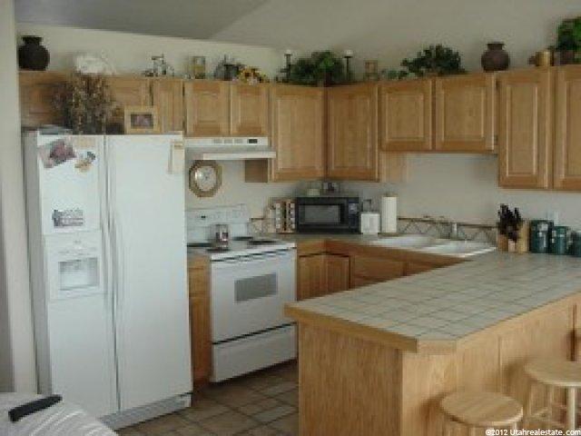 981 W 1300 S, Woods Cross, UT 84087 — photo 4