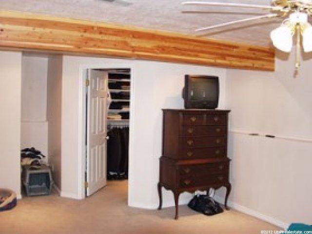 10446 Leilani Dr, Sandy, UT 84070 — photo 8