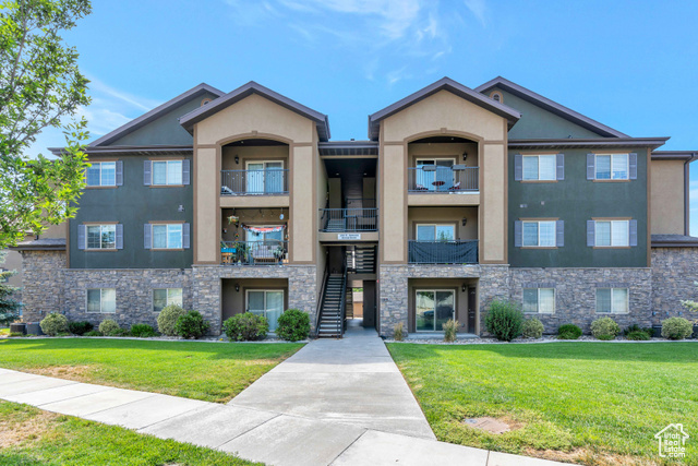 203 E JORDAN RIDGE BLVD #206, Saratoga Springs UT 84045