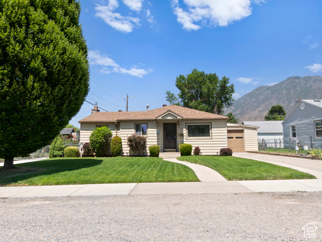 346 W 300 S, Springville, Utah 84663, 3 Bedrooms Bedrooms, ,1 BathroomBathrooms,Residential,Single Family Residence,346 W 300 S,2015606