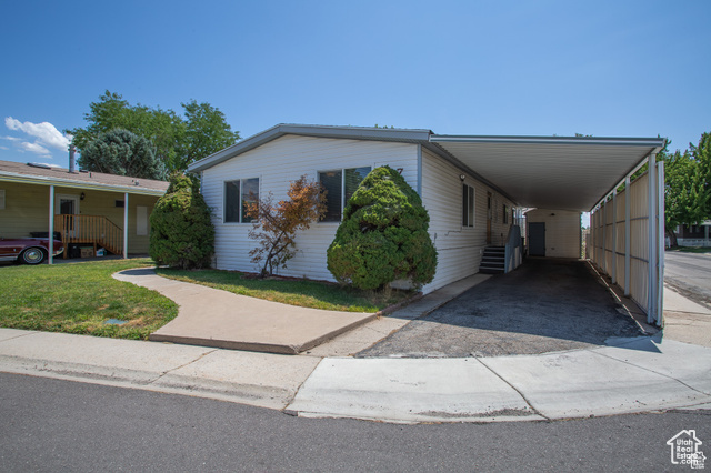 1111 N 2000 W ##27, Farr West, Utah 84404, 3 Bedrooms Bedrooms, ,2 BathroomsBathrooms,Residential,Mobile Home,1111 N 2000 W ##27,2015985